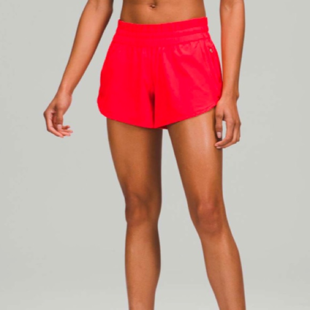 LULULEMON TRACKER LOW-RISE LINED SHORT